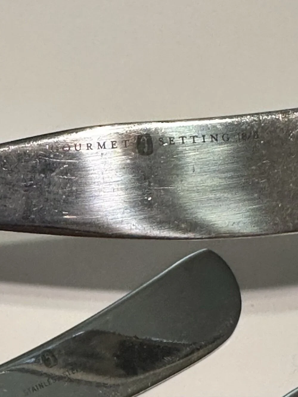 9 Gourmet Settings GS Treble Clef Flat Handle Butter Spreader Hand Forged 18/8
